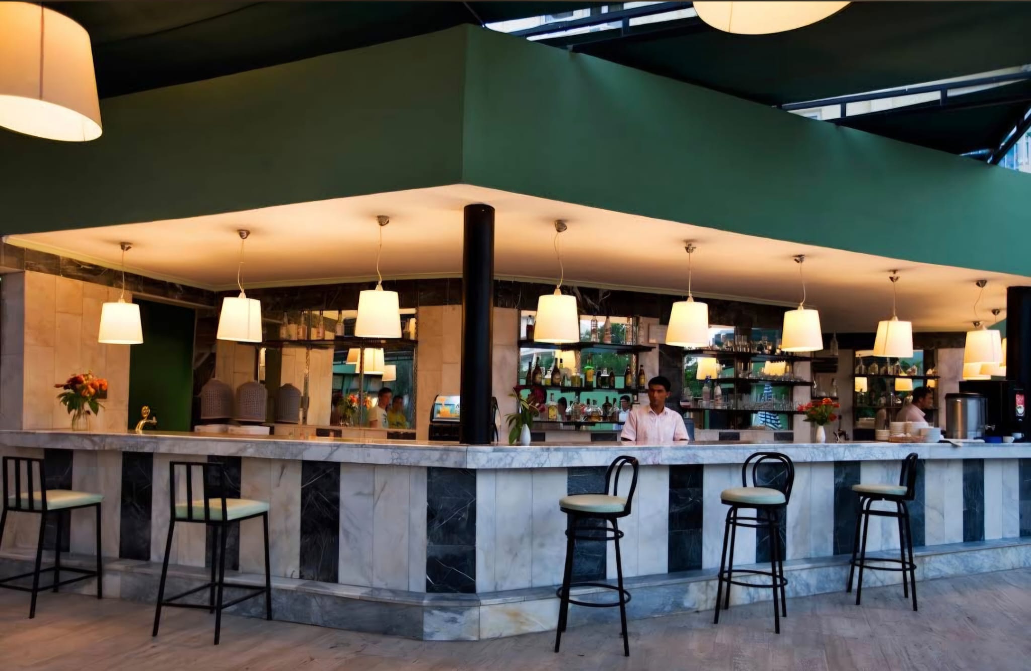 Bar ve Sosyal Alanlar